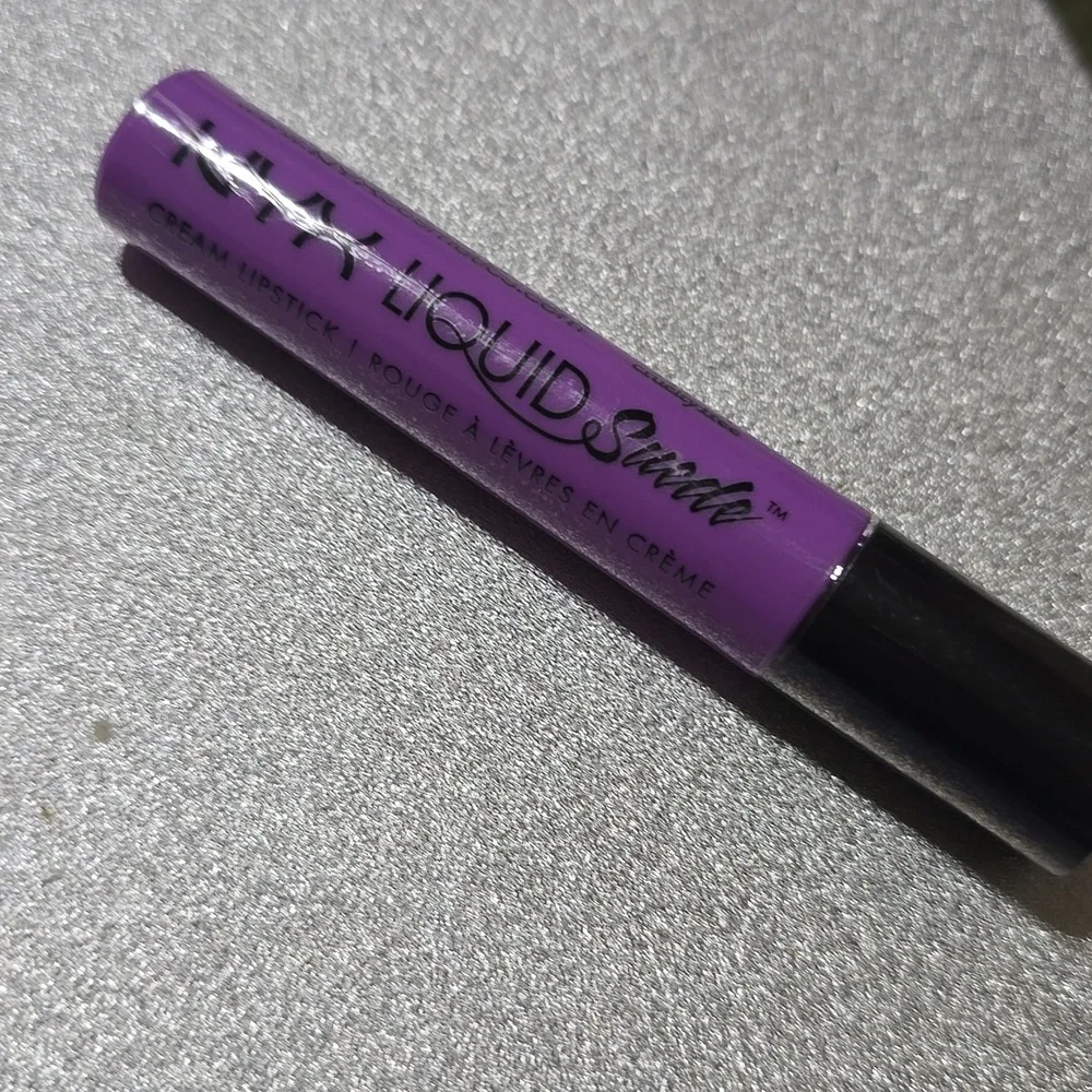 ❇️SWAY NYX DISCONTINUED Liquid Suede Cream Lipstick NWT
